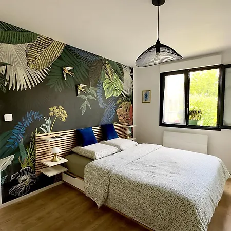 Au Charme De - Peaceful Place Near Disneyland Paris, Train Station Rer, Nature Bussy-Saint-Georges